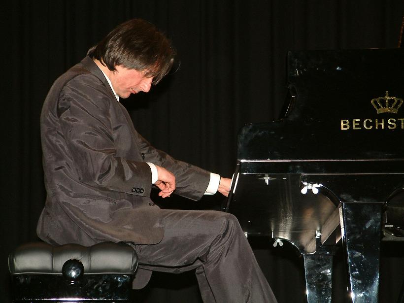 Uli J. Kieckbusch